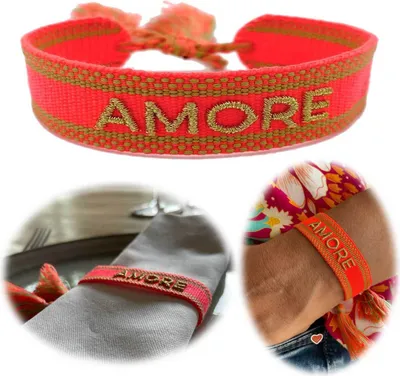 Produktbild von LS-LebenStil Canvas Statement Armband Amore Neon Gold besticktes Stoffarmband gewebt textiles Quasten Spruch Boho Geschenk Freundschaftsarmband