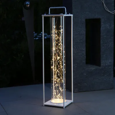 Produktbild von LED Solar Laterne - 100 warmweiße LED an Drahtlichterkette - Lichtsensor - H: 79cm - weiß