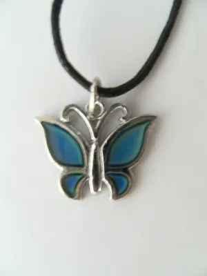 Produktbild von Stimmungskette kleiner Schmetterling, Kette Anhänger Modeschmuck Ketten Geschenke Schmuck Falter