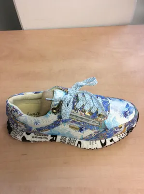Produktbild von Laura Vita Sneaker blau in Gr. 41