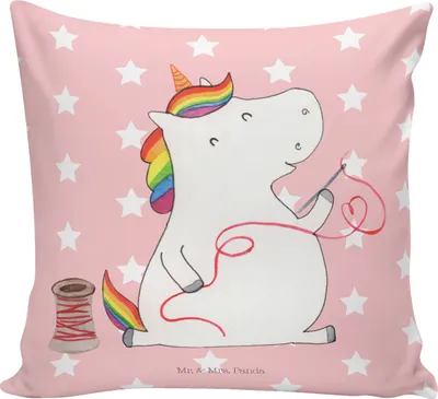 Produktbild von Mr. & Mrs. Panda Kissen 40x40 Einhorn Näherin - Rot Pastell - Geschenk, wohnzimmer, Nähen, Stricken, Unicorn, kuschelkissen, Kuschel, Dekokissen Sofa, Einhörner, Häkeln