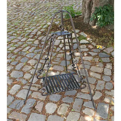 Produktbild von Grillrost für Dreibein, handgeschmiedet