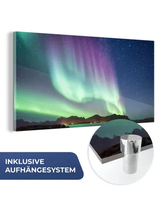 Obrázok produktu pre MuchoWow® Sklenené obrazy - Obrazy na stenu - Foto na skle Polárna žiara - Zelená - Fialová - Hviezdna obloha - Jazero - Hora 120x60cm Nástenná dekorácia zo