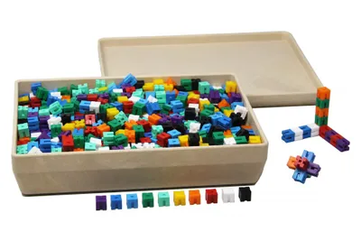 Produktbild von Wissner® aktiv lernen Lernspielzeug Steckgewichtswürfel 10 Farben (1000 Stück), RE-Plastic® Steckwürfel