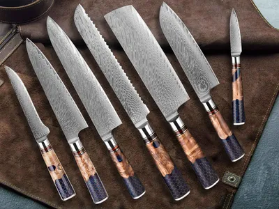 Produktbild von 7-Teiliges Damast Messer Set. Kochmesser - extra scharfe Profimesser mit unikatem Farbholzgriff