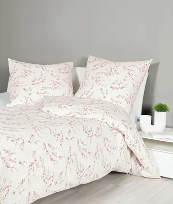 Produktbild von Traumschloss Soft-Seersucker Sommer Bettwäsche - kameerosa flieder 135 x 200 cm Blumenranken, rosa, weiß