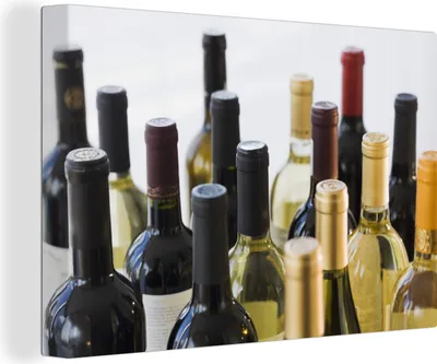 Produktbild von OneMillionCanvasses® - Leinwandbilder - 140x90 cm, Nahaufnahme von Weinflaschen, Wandbilder Kunstdruck Wanddekoration