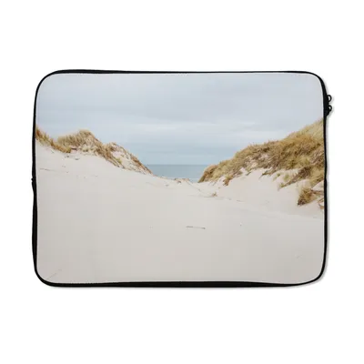Produktbild von MuchoWow® Laptop Hülle 13 Zoll Das Meer hinter den Dünen Laptoptasche - Laptophülle - Sleeve - Rundumschutz
