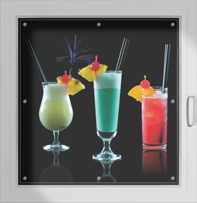 Produktbild von Wallario Lichtschutzbild, Dekorativer Sichtschutz Sonnenschutz 96 x 93 cm mit Motiv: Bunte Cocktails vor schwarzem Hintergrund - Verdunklung ohne Bohren