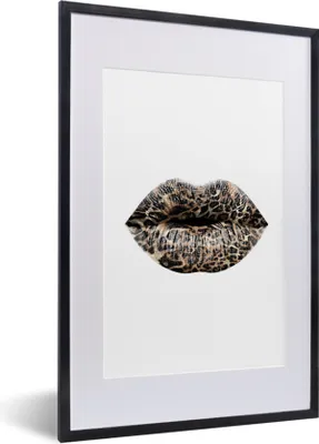 Produktbild von MuchoWow® MuchoWow® Gerahmtes Poster Lippen - Tigerdruck - Weiß 40x60 cm - Poster mit zchwarzem Bilderrahmen - Poster in Rahmen
