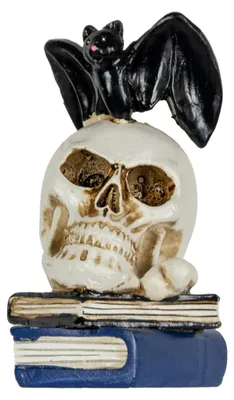 Produktbild von Fledermaus auf Totenkopf als Dekofigur 10cm