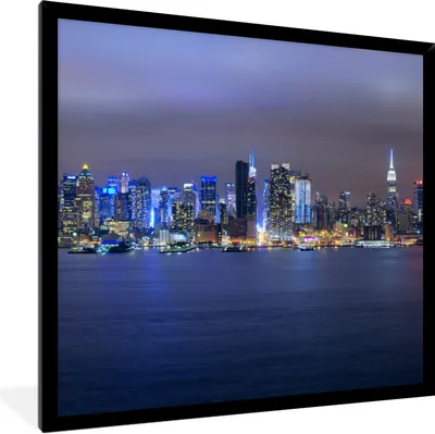 Produktbild von MuchoWow® Gerahmtes Poster New York - Skyline - Nacht 40x40 cm - Poster mit Schwarzem Bilderrahmen Wandposter Rahmen Foto Bilder - Mit Rahmen - Wanddekoration Schlafzimmer