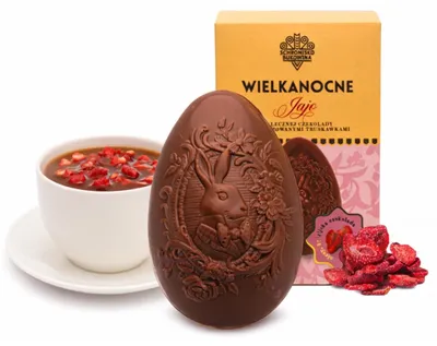 Zdjęcie produktu dla Jajko z mlecznej czekolady i liofilizowanymi truskawkami 60 g - Schronisko Bukowina