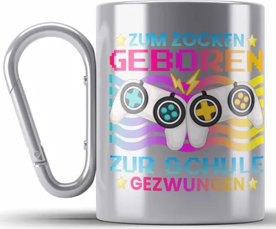 Produktbild von Trendation - Gamer Edelstahl Tasse Karabiner Geschenk Jungen Zocker Mitbringsel Männer Zocken Gaming Geschenkideen PC Kinder Zubehör Spruch Lustig Zur Schule Gezwungen (Silber)