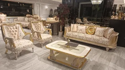 Produktbild von Casa Padrino Luxus Barock Wohnzimmer Set Gold / Weiß - 2 Barock Sofas & 2 Barock Sessel & 1 Barock Couchtisch - Luxus Wohnzimmer Möbel im Barockstil - Edel & Prunkvoll