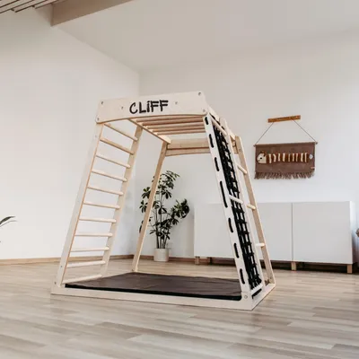 Produktbild von Klettergerüst aus Holz für Kinder mit Sicherheitsmatte, 5 Spielpositionen,  Qualität aus Österreich