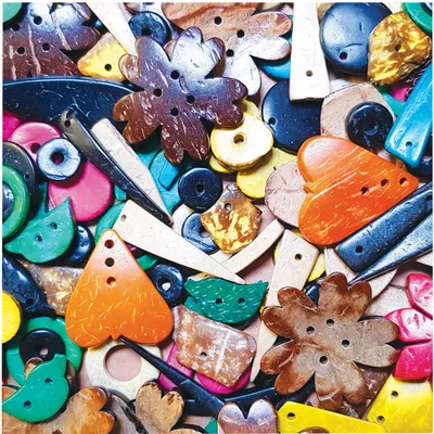 Produktbild von EDUPLAY 370154 Formen aus Kokosnussschalen bunt (250 g)