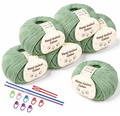 Immagine prodotto di Filato di cotone per uncinetto, 6 gomitoli da 50g ciascuno, colore verde scuro e beige. Filato morbido, delicato sulla pelle, ideale per realizzare capi per bambini