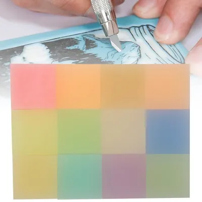 Zdjęcie produktu dla 12 sztuk gumowych klocków do grawerowania, półprzezroczyste gumowe klocki do stemplowania i rzeźbienia, 5 x 5 x 1 cm