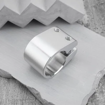 Image de Accessoires pour VTT et vélos de course - Alliage d'aluminium 25,4 mm - Poignée de tige de selle avec clip de fixation - Couleur argent - Accessoires pour vélo.