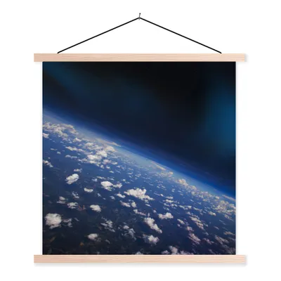 Produktbild von MuchoWow® Textilposter Die Erde aus dem Weltraum 40x40 cm mit holzfarbenen Rahmen - Posterleiste