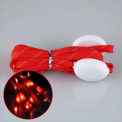 Productafbeelding van Jumada - Veters met LED-verlichting - Gloeiende veters - Rood licht - Opvallende veters - 70 cm - Ronde veters