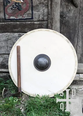 Produktbild von Wikinger Rundschild aus Holz und Segeltuch, mit Eisenbuckel