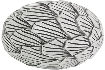 Dekofigur Ball aus Kunstharz, 11 x 11 x 11 cm