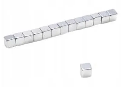 Produktbild von Top Magnesy - 50 Stück Neodym Magnete 5x5x5 mm N38 - extra starke Haftmagnete für Montage, Werkstatt & Industrie