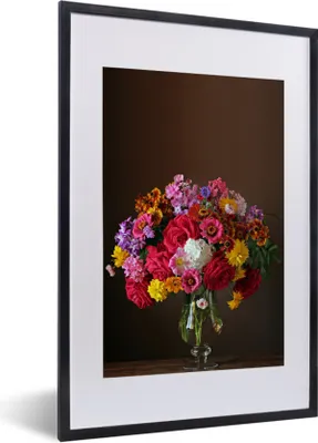 Produktbild von MuchoWow® Gerahmtes Poster Vase - Stillleben - Farben 40x60 cm - Poster mit Schwarzem Bilderrahmen Wandposter Rahmen Foto Bilder - Poster in Rahmen