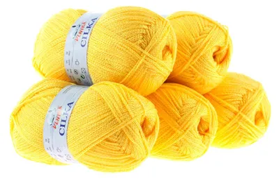 500g Strickgarn CILKA by VLNIKA Klassikgarn Strickwolle mit Schimmereffekt, hellgelb