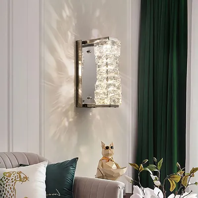 Obrázok produktu pre Nástenná LED lampa Sxtiger moderná krištáľová nastaviteľná strieborná