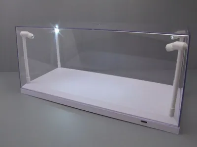 Produktbild von Klarsichtbox Vitrine mit LED-Beleuchtung weiß für 1:18 Modellautos 4 LED-Lampen Triple9