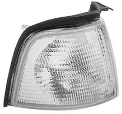 Immagine prodotto di VAN WEZEL 0322906 Indicatore di direzione anteriore destro per AUDI 80 Berlina (8C2, B4) 80 (89, 89Q, 8A, B3) 80 Avant (8C5, B4)