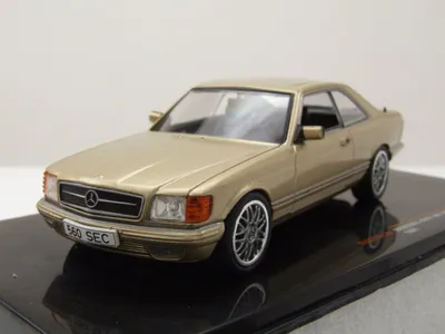 Produktbild von ixo models CLC537 Mercedes 500 SEC C126 1981 beige metallic 1:43