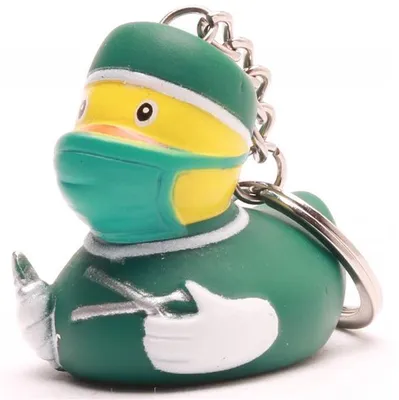 Produktbild von Badeente Schlüsselanhänger Chirurg Vinyl 4cm