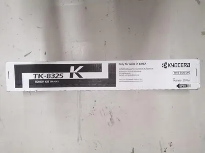 Produktbild von KYOCERA TK-8325K, 18000 Seiten, Schwarz, 1 Stück(e)