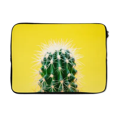Produktbild von MuchoWow® Laptop Hülle 14 ZollKaktus auf gelb Laptoptasche - Laptoptasche - Stoßsicher - Schutzhaube