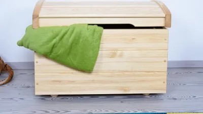 Produktbild von Truhe massiv