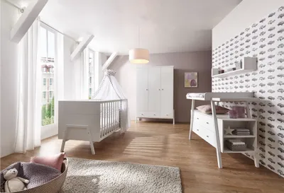 Produktbild von Schardt Kinderzimmer 3-teilig Holly White bestehend aus Kombi-Kinderbett 70x140 cm inklusive Umbauseiten, Wickelkommode mit Wickelaufsatz und 3-türigen Kleiderschrank - Farbe: Weiß, 11 915 02 02