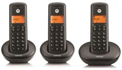 Produktbild von Motorola Trio E203 Digitales DECT-Schnurlostelefon Schwarz - 3 Mobilteile, Anrufsperre, Freisprecheinrichtung, Telefonbuch für 50 Kontakte