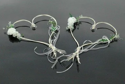 Produktbild von Romantische Autodecoratie mit Herzschmuck für Hochzeitswagen