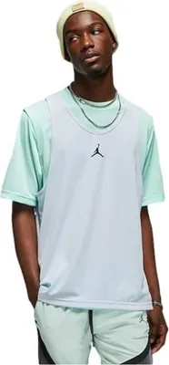 Produktbild von Tshirts Nike Air Jordan Dri-fit Sport Statement DM1831379