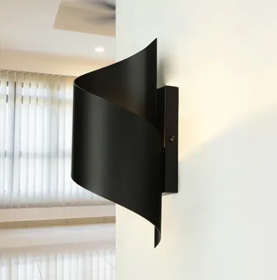Obrázek produktu pro Černé nástěnné světlo moderní design kov FLOW nepřímé osvětlení schodiště chodba obývací pokoj