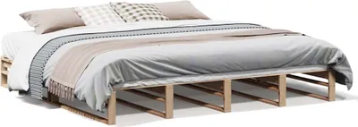 Obrázek produktu pro vidaXL Postel z masivu bez matrace 200x200 cm borovice