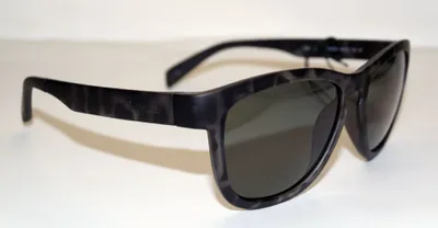 Imagen del producto de Gafas de sol Timberland modelo TB9102, talla 56D 54. Color: [Aquí se debe especificar el color de las gafas]