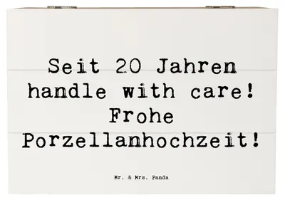 Produktbild von Mr. & Mrs. Panda Truhe Spruch 20. Hochzeitstag Porzellanhochzeit 22 x 15 cm - Weiß - Geschenk, Sprüche, schmuckkiste, Ehe, Box, Zweisamkeit, Hochzeitsjubiläum, Heiraten