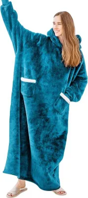 Produktbild von Unyqoos® Kuscheldecke mit Ärmeln & Kapuze – Oversized Sherpa/Flanell TV-Hoodie, Frontlänge 150 cm, Brustbreite 87 cm, 2 Taschen, türkis