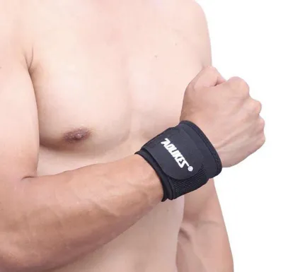 Produktbild von CHPN - Armband - Verstellbare Handgelenkbandage - Sportband - Verletzungsprävention - Unisex - Schwarz - Für Sport & Fitness