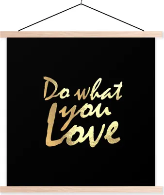 Produktbild von MuchoWow® Textilposter Zitat - Liebe - Schwarz - Gold 40x40 cm mit holzfarbenen Rahmen - Posterleiste